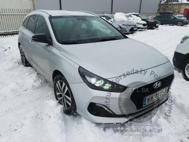 4 - Hyundai i30 1.6 D Comfort DCT Kombi  2019r. WW410SA Pojazd znajduje się w firmie ARCTOS GROUP sp. z o.o. Al. Krakowska 7, 02-183 Warszawa
