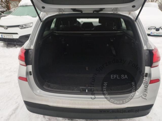 8 - Hyundai i30 1.6 D Comfort DCT Kombi  2019r. WW410SA Pojazd znajduje się w firmie ARCTOS GROUP sp. z o.o. Al. Krakowska 7, 02-183 Warszawa