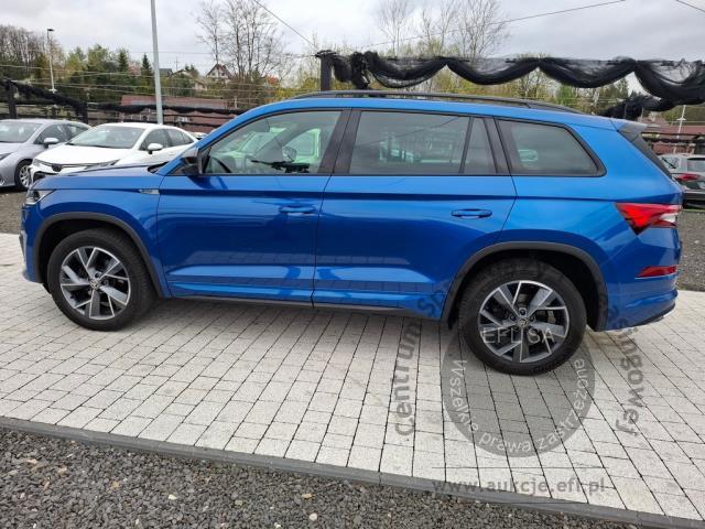 4 - SKODA Kodiaq 1.5 TSI ACT 4x2 Sportli 2022r. SK979XE Pojazd znajduje się w firmie AACAR sp. z o.o. Kasztanowa 5, 32-400 Jawornik