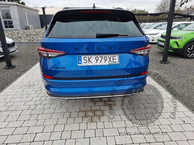 5 - SKODA Kodiaq 1.5 TSI ACT 4x2 Sportli 2022r. SK979XE Pojazd znajduje się w firmie AACAR sp. z o.o. Kasztanowa 5, 32-400 Jawornik