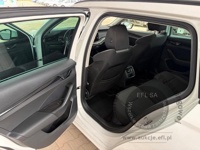 7 - Skoda Octavia 2.0 TDI Ambition DSG 2023r. WZ041GT Pojazd znajduje się w firmie ARCTOS GROUP sp. z o.o. Al. Krakowska 7, 02-183 Warszawa