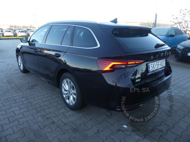 13 - SKODA OCTAVIA 2.0 TDI DSG SELECTION 2024r.