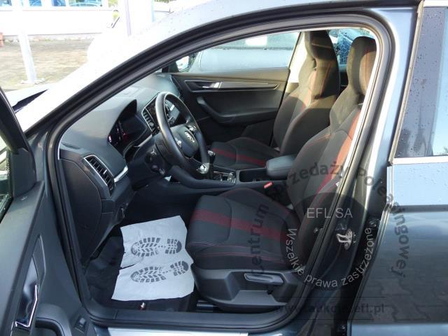 5 - Skoda Karoq 2.0 TDI SCR 4x2 Style 2022r. PO8XE69 Pojazd znajduje się w firmie AUTO MOTO CENTRUM sp. z o.o. ul. Ostrowska 328 (przy Trasie Katowickiej) 61-312 Poznań