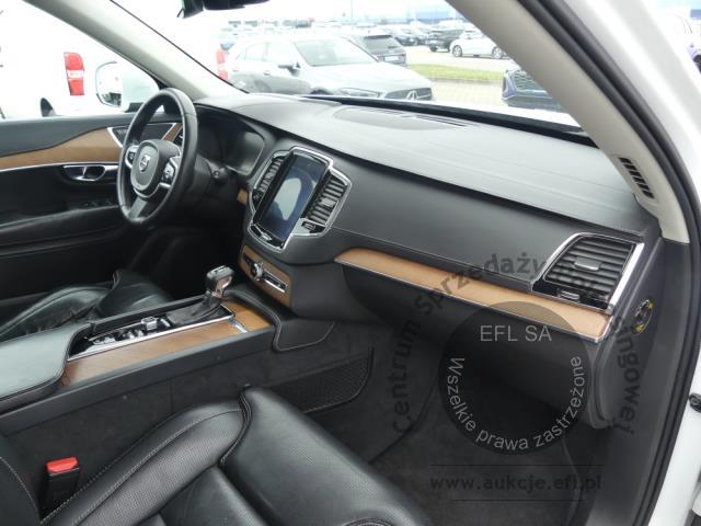 7 - VOLVO XC90 D5 INSCRIPTION AWD 2018r.