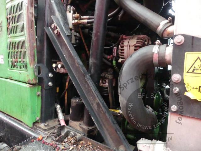 15 - Maszyna leśna Forwarder John Deere 1210E  2014r.