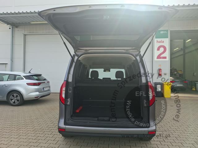 8 - MERCEDES - BENZ  T 180 D PROGRESSIVE AUTOMAT 2023r. DW8VX89 Magnice