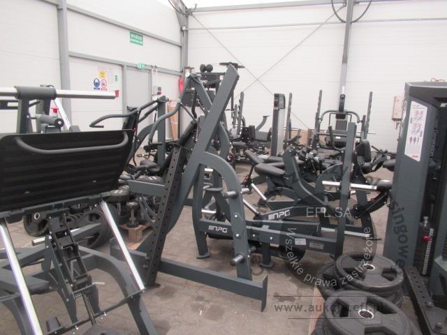 17 - Wyposażenie siłowni wg. Zestawienia