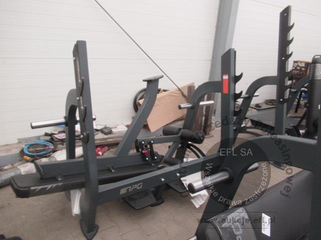 31 - Wyposażenie siłowni wg. Zestawienia