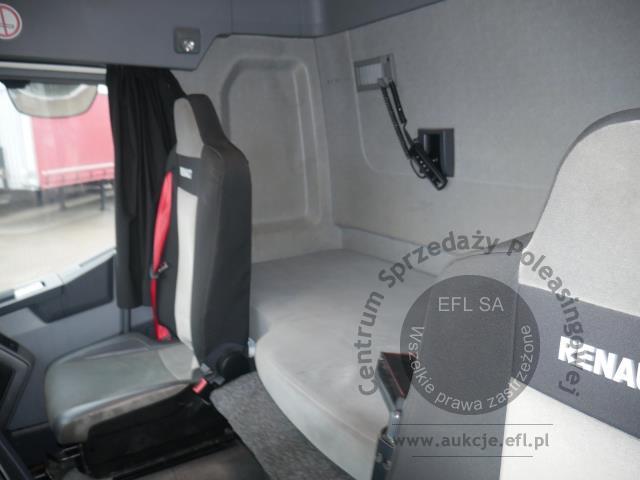 6 - RENAULT T 460 4X2 AUTOMAT 2016r.