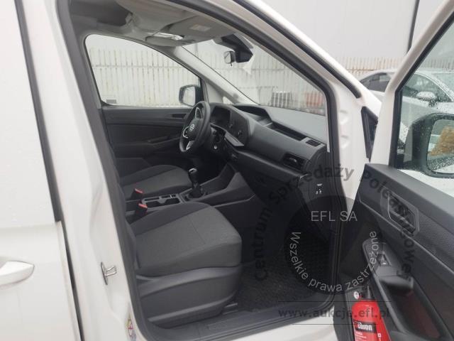 13 - Volkswagen Caddy osobowy Caddy 2.0 TDI Kombi 2022r. DW2TU12 Pojazd znajduje się w firmie ARCTOS GROUP sp. z o.o. Al. Krakowska 7, 02-183 Warszawa