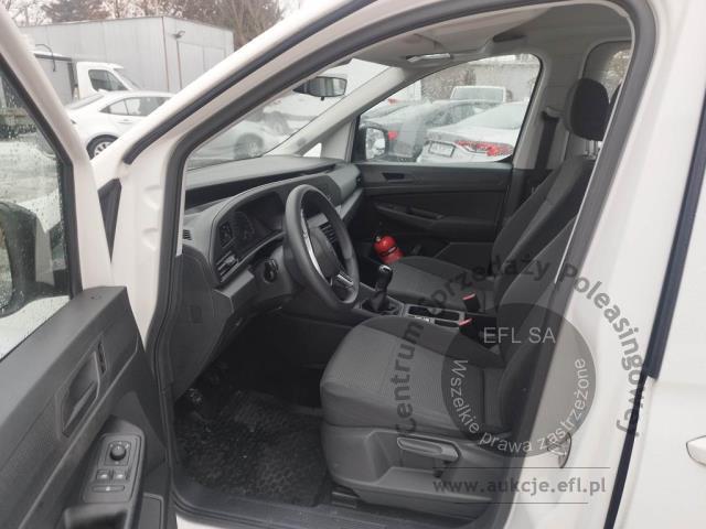 8 - Volkswagen Caddy osobowy Caddy 2.0 TDI Kombi 2022r. DW2TU12 Pojazd znajduje się w firmie ARCTOS GROUP sp. z o.o. Al. Krakowska 7, 02-183 Warszawa