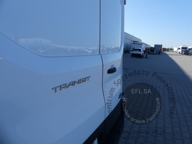 14 - FORD TRANSIT 2.0 TREND FURGON 2022r.