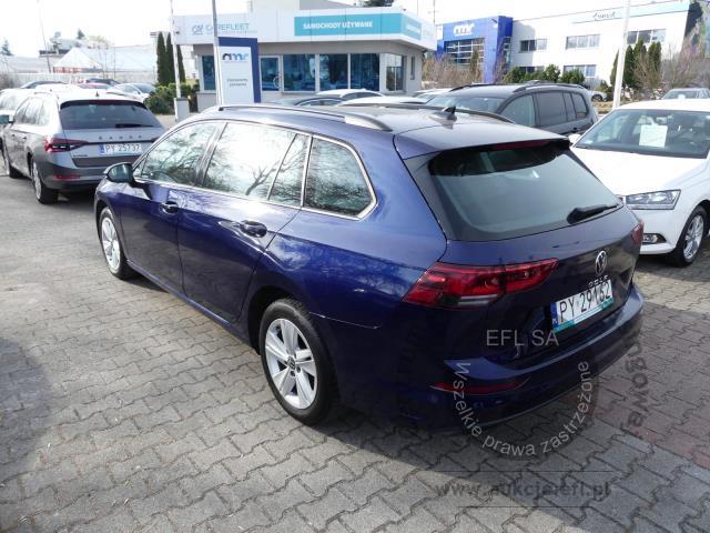 4 - Volkswagen Golf VIII 2.0 TDI Life Kombi 2023r. PY29162 UWAGA!! Pojazd znajduje się w firmie AUTO MOTO CENTRUM sp. z o.o. ul. Ostrowska 328 (przy Trasie Katowickiej) 61-312 Poznań