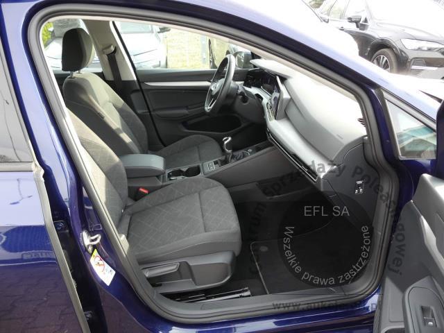 9 - Volkswagen Golf VIII 2.0 TDI Life Kombi 2023r. PY29162 UWAGA!! Pojazd znajduje się w firmie AUTO MOTO CENTRUM sp. z o.o. ul. Ostrowska 328 (przy Trasie Katowickiej) 61-312 Poznań