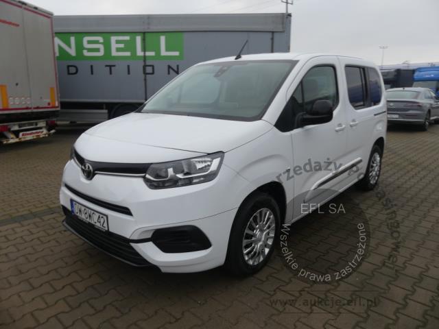1 - Toyota Proace City Verso 1.5 D-4D 2023r. DW8WC42 Magnice