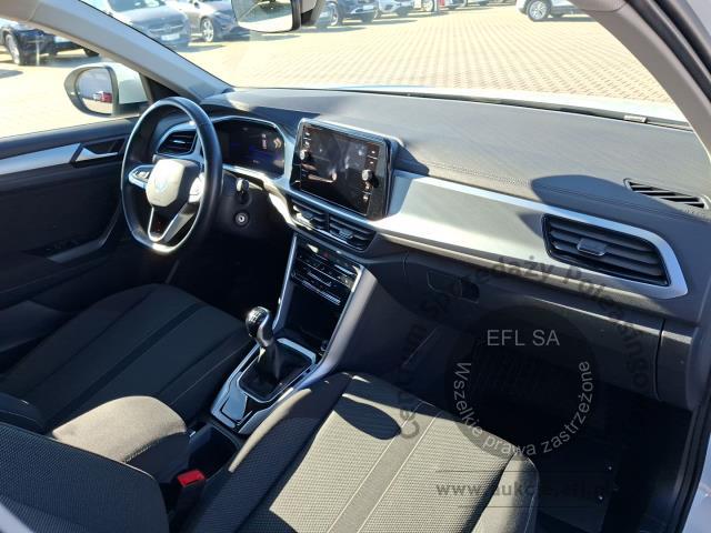 9 - Volkswagen T-ROC 1.5 TSI Life Hatchback 2023r. DW2WA21 Pojazd znajduje się w firmie MDM AUTO sp. z o.o. ul. Zawodników 1, 80-729 Gdańsk