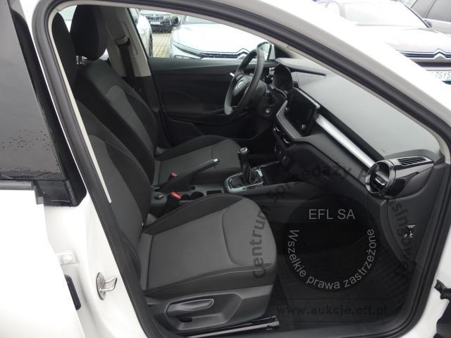 11 - Skoda Fabia 1.0 Ambition Hatchback 2023r. DW1VW96 Magnice