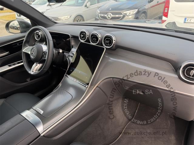 11 - Mercedes - Benz GLC 300 de 4-Matic Avantgarde 2025r.