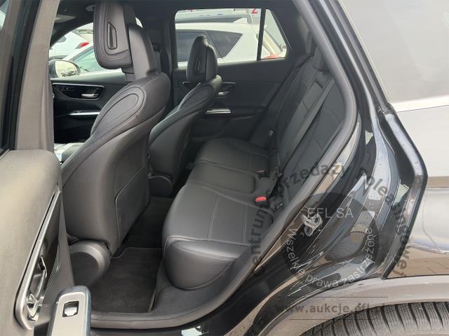8 - Mercedes - Benz GLC 300 de 4-Matic Avantgarde 2025r.