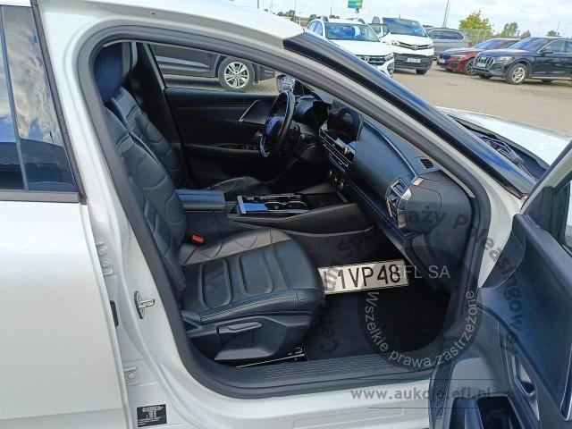 10 - Citroen C5 X 1.6 PHEV Shine EAT8 2023r. DW1VP48 Magnice
