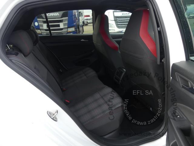9 - VOLKSWAGEN GOLF GTI 2.0 TSI DSG 2021r.