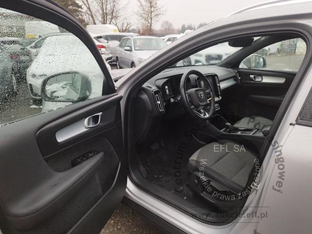 7 - Volvo XC40 B4 Core aut 2022r. WW345TF USZKODZONY UWAGA!! Pojazd znajduje się w firmie Arctos Sp. z o.o. Warszawa, Al. Krakowska 7, 02-183 Warszawa