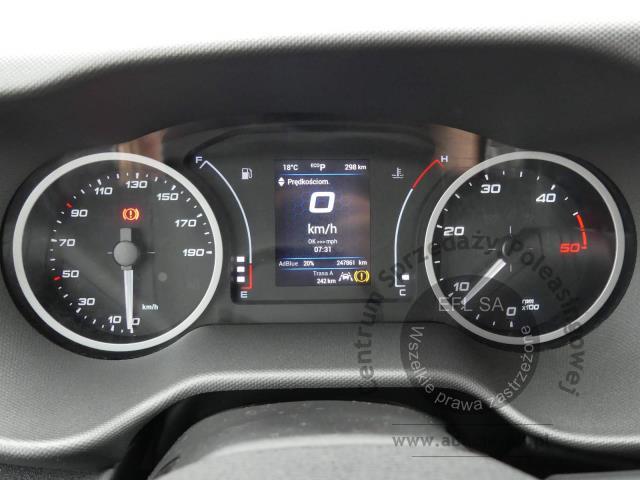 4 - IVECO / IZOTERMY TIM DAILY 70C18 SKRZYNIA PODEST 2024r.