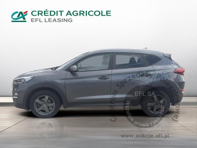 2 - HYUNDAI TUCSON 1.7 CRDI AUTOMAT 2017r.