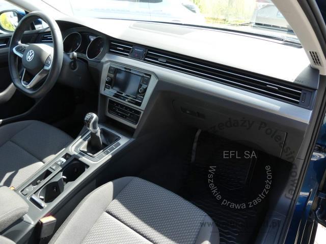 11 - Volkswagen Passat 2.0 TDI EVO Essence 2022r. PO4XG67 UWAGA!! Pojazd znajduje się w firmie AUTO MOTO CENTRUM sp. z o.o. ul. Ostrowska 328 (przy Trasie Katowickiej) 61-312 Poznań