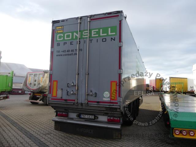 7 - KRAKER CF-Z WALKING FLOOR 2023r.