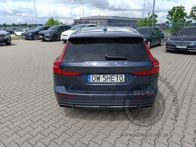 4 - Volvo V60 T4 Inscription automat 2020r. DW5HE10 Magnice