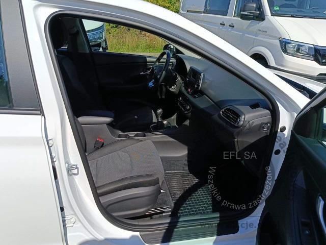 10 - Hyundai i30 1.0 T-GDI Modern 2022r. WND0823C UWAGA!! Pojazd znajduje się w firmie AUTO MOTO CENTRUM sp. z o.o. ul. Ostrowska 328 (przy Trasie Katowickiej) 61-312 Poznań