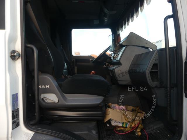 6 - MAN TGL 12.220 4X2 BL 2013r.