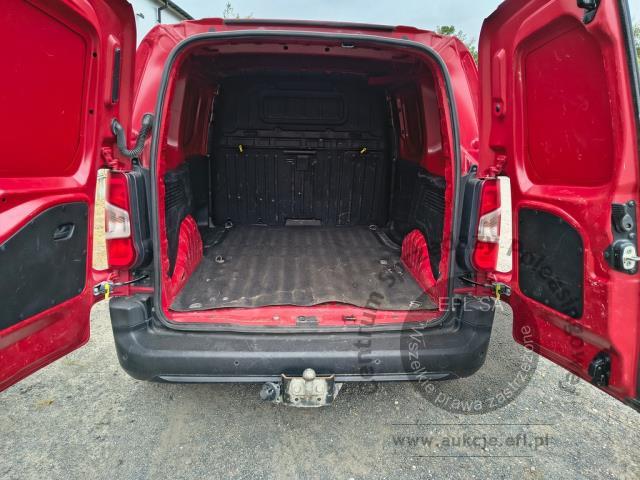 12 - Citroen Berlingo Van 1.5 BlueHDi M Clu 2021r. WW528SM UWAGA!! Pojazd znajduje się w firmie Arctos Sp. z o.o. Warszawa, Al. Krakowska 7, 02-183 Warszawa