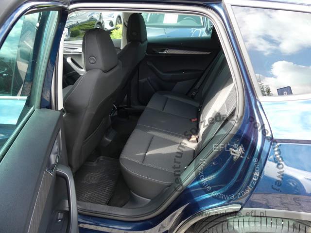 7 - Skoda Karoq 2.0 TDI 4x2 Style DSG 2023r. PY31206 Magnice