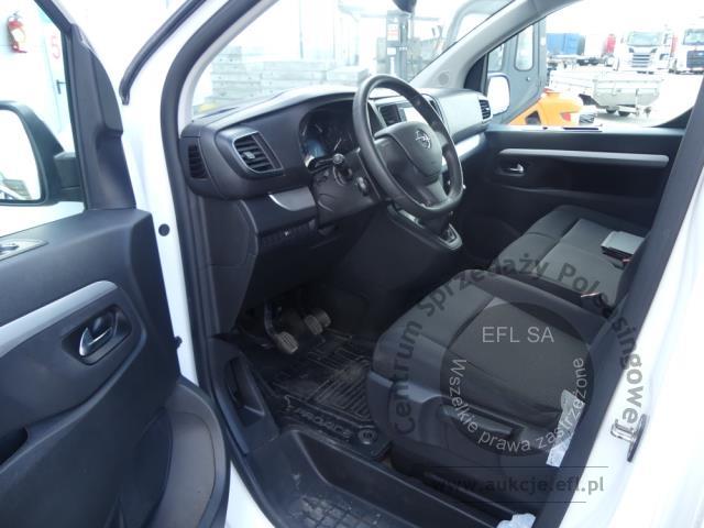 8 - Opel Vivaro 2.0 CDTI Extra Long 2022r. DW4TE32 Magnice