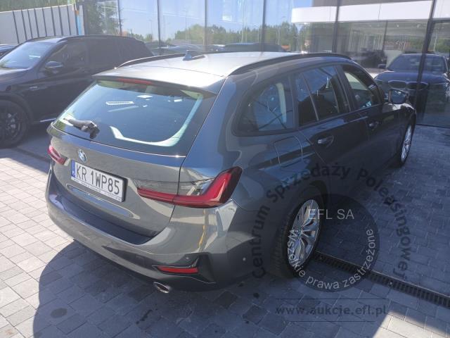 3 - BMW Seria 3 318i aut 2021r. KR1WP85 UWAGA!! Pojazd znajduje się w lokalizacji: Jawornik 90, Myślenice 32-400