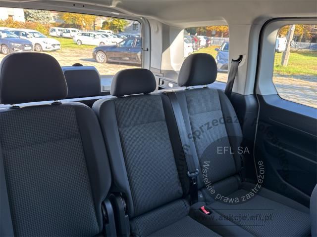 13 - Volkswagen Caddy osobowy Caddy 2.0 TDI 2022r. SK120XC  Magnice