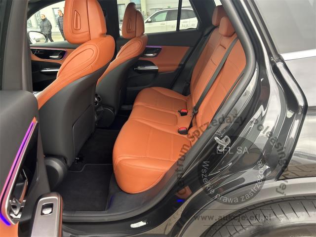 7 - MERCEDES BENZ GLC 300 DE 4-MATIC AVANTGARDE plug-in 2024r. DX29156 Magnice