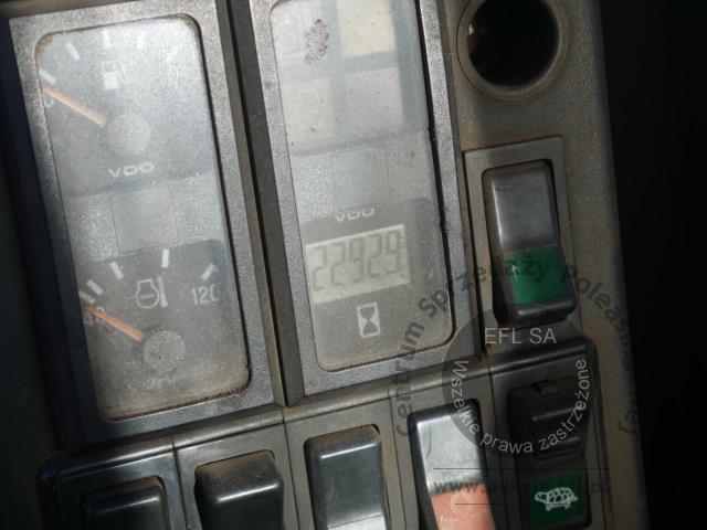 27 - Maszyna przeładunkowa FUCHS MHL 331 2006r.