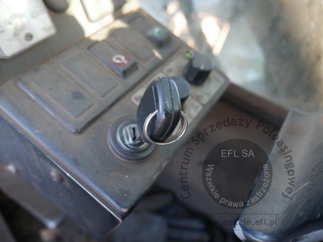 32 - Maszyna przeładunkowa FUCHS MHL 331 2006r.
