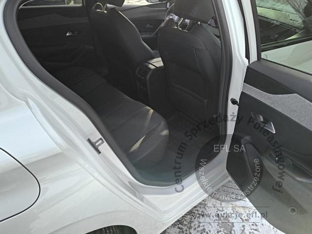 10 - Peugeot  308 1.2 PureTech allure 2022r. DW4TL39 Pojazd znajduje się w firmie ARCTOS GROUP sp. z o.o. Al. Krakowska 7, 02-183 Warszawa