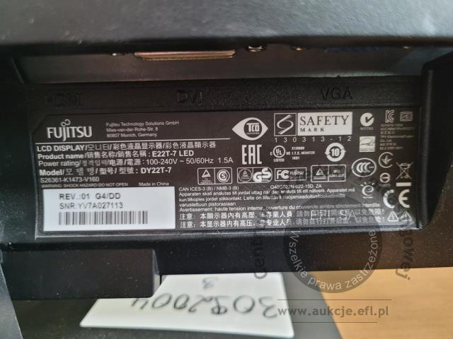 12 - Komputer stacjonarny Fujitsu E520 E85 + monitor Fujitsu