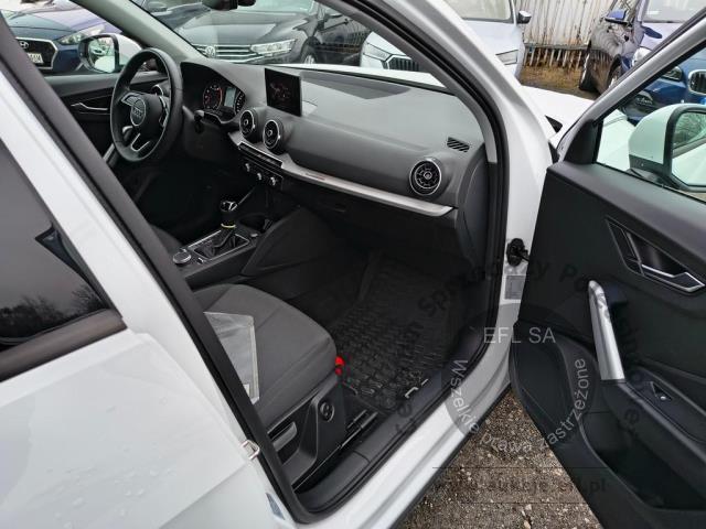 8 - Audi  Q2  35 TFSI S tronic  2023r. WZ419GW Pojazd znajduje się w firmie ARCTOS GROUP sp. z o.o. Al. Krakowska 7, 02-183 Warszawa