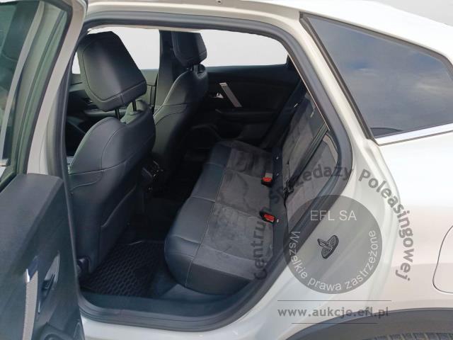 19 - CITROEN C4 X 1.2 PT 130 EAT8 SHINE 2023r.