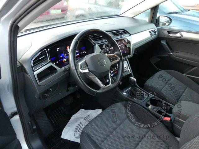 5 - Volkswagen Touran 2.0 TDI Comfortline DSG 2022r. PY10157 UWAGA!! Pojazd znajduje się w firmie AUTO MOTO CENTRUM sp. z o.o. ul. Ostrowska 328 (przy Trasie Katowickiej) 61-312