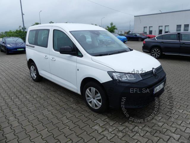2 - Volkswagen Caddy 2.0 TDI Kombi 2021r. DW6NC08 Magnice