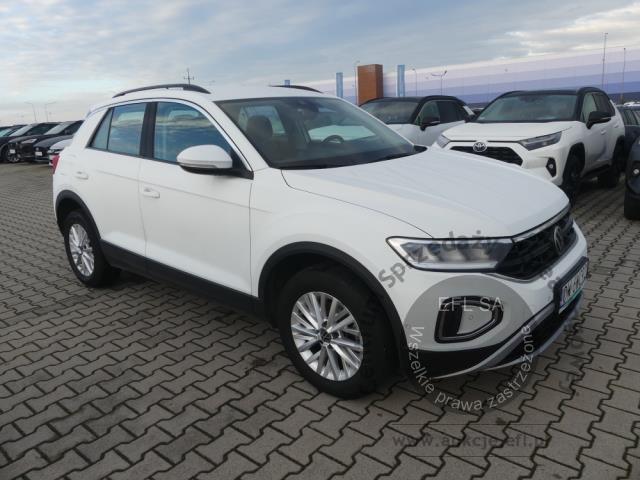 2 - Volkswagen T-ROC 1.5 TSI Life Hatchback 2023r. DW6WC92 UWAGA!! Pojazd znajduje się w firmie Arctos Sp. z o.o. Warszawa, Al. Krakowska 7, 02-183 Warszawa