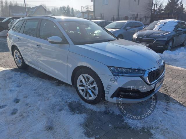 7 - Skoda Octavia 2.0 TDI Ambition DSG 2022r. SK744XC Pojazd znajduje się w firmie AACAR sp. z o.o. Jawornik 90, 32-400 Myślenice
