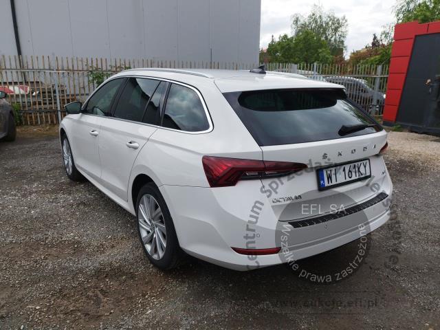 2 - Skoda Octavia 2.0 TDI SCR Style DSG 2021r. WI161KY Pojazd znajduje się w firmie ARCTOS GROUP sp. z o.o. Al. Krakowska 7, 02-183 Warszawa